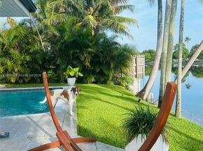 6705 Ficus Dr, Miramar FL 33023