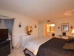 13455 SW 16th Ct F114, Pembroke Pines FL 33027