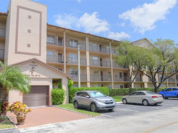 13455 SW 16th Ct F114, Pembroke Pines FL 33027