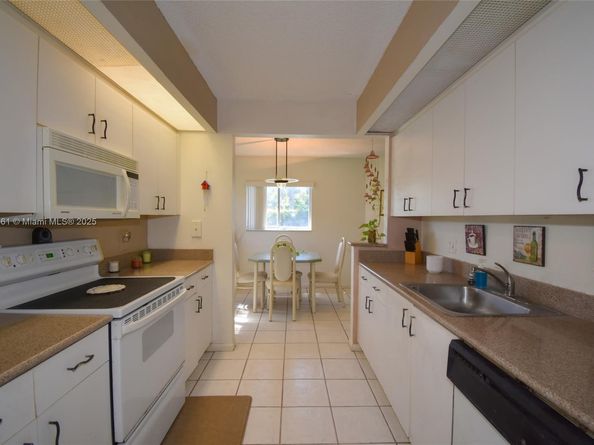 13455 SW 16th Ct F114, Pembroke Pines FL 33027