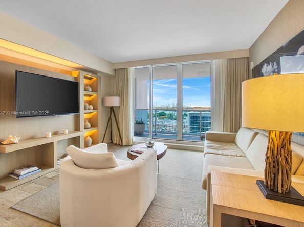 102 24 Street 945, Miami Beach FL 33139
