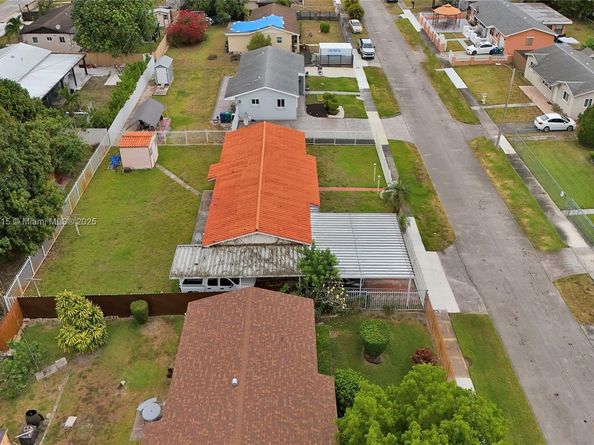 2831 NW 212th St, Miami Gardens FL 33056