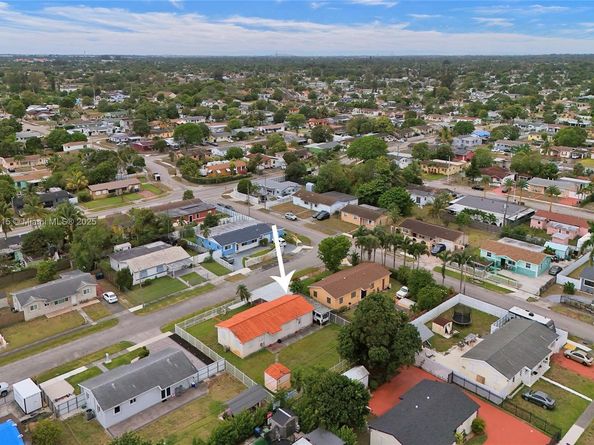 2831 NW 212th St, Miami Gardens FL 33056
