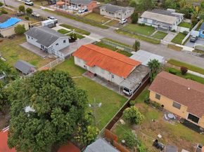 2831 NW 212th St, Miami Gardens FL 33056