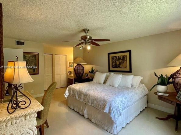 8592 W Sunrise Blvd 111, Plantation FL 33322