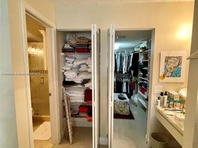 8592 W Sunrise Blvd 111, Plantation FL 33322