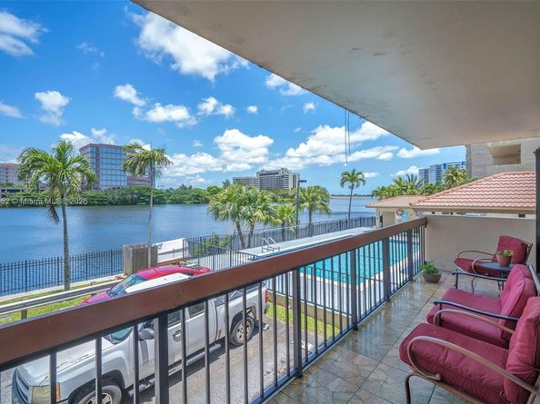 5249 NW 7th St 109, Miami FL 33126