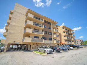 5249 NW 7th St 109, Miami FL 33126