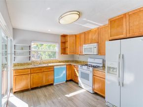 6510 NW 21st St, Sunrise FL 33313