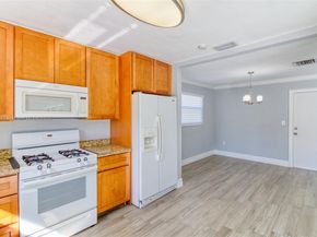 6510 NW 21st St, Sunrise FL 33313