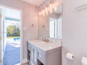 6510 NW 21st St, Sunrise FL 33313