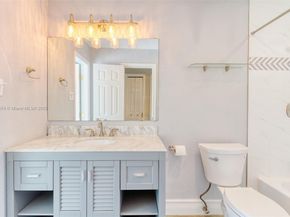 6510 NW 21st St, Sunrise FL 33313