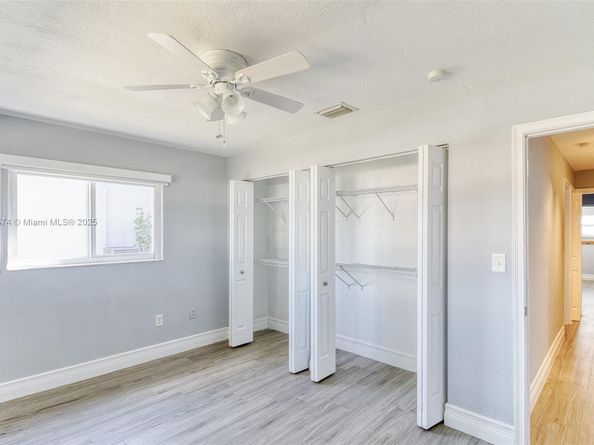 6510 NW 21st St, Sunrise FL 33313