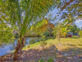 6510 NW 21st St, Sunrise FL 33313