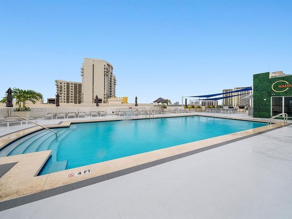 Undisclosed Address #A11886150, Hollywood FL 33020