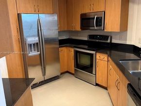 Undisclosed Address #A11886150, Hollywood FL 33020