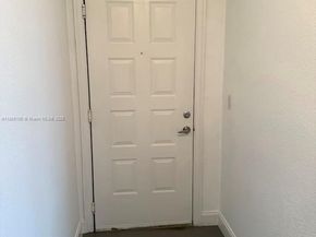Undisclosed Address #A11886150, Hollywood FL 33020