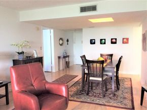 16300 Golf Club Rd 504, Weston FL 33326