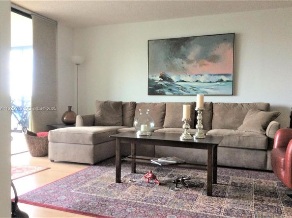 16300 Golf Club Rd 504, Weston FL 33326