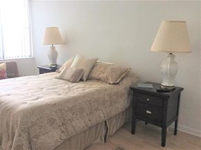 16300 Golf Club Rd 504, Weston FL 33326