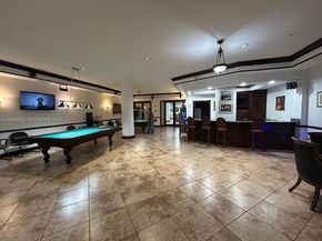 5077 NW 7th St 1012, Miami FL 33126