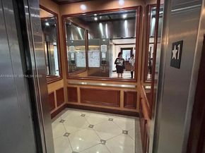 5077 NW 7th St 1012, Miami FL 33126