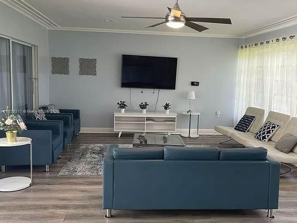 1319 Fillmore St, Hollywood FL 33019