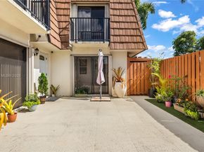 9109 C SW 20th St, Davie FL 33324