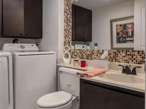 9109 C SW 20th St, Davie FL 33324