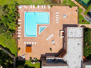 1207 NW 123rd Ave, Pembroke Pines FL 33026