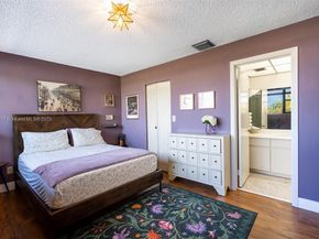 1207 NW 123rd Ave, Pembroke Pines FL 33026