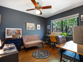 1207 NW 123rd Ave, Pembroke Pines FL 33026