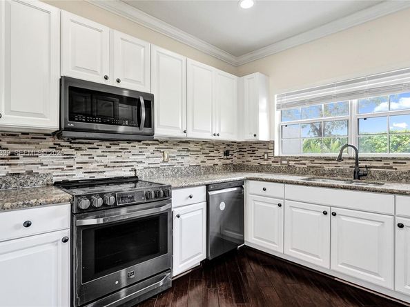 4501 Windmill Palm Way, Green Acres FL 33463