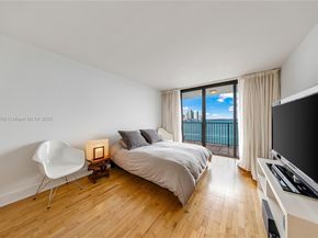 801 N Venetian Dr 903, Miami FL 33139