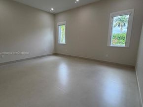 13231 SW 220 St, Miami FL 33170