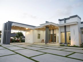 13231 SW 220 St, Miami FL 33170