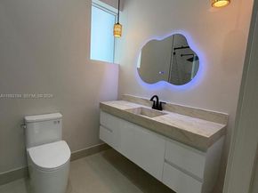 13231 SW 220 St, Miami FL 33170