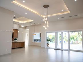 13231 SW 220 St, Miami FL 33170