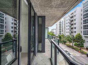 201 SW 17th Rd 302, Miami FL 33129