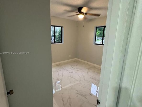 4120 SW 31st Dr, West Park FL 33023