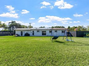 1125 NW 15th St, Homestead FL 33030