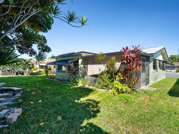 7110 NW 57th Ct, Tamarac FL 33321