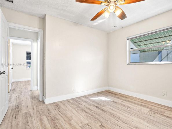 7110 NW 57th Ct, Tamarac FL 33321