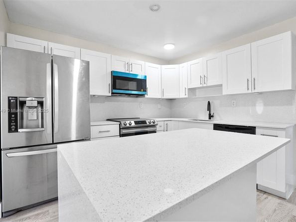 7110 NW 57th Ct, Tamarac FL 33321