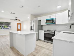 7110 NW 57th Ct, Tamarac FL 33321