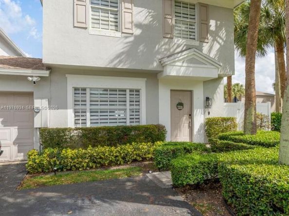 6002 Red Plum Ct 481, Tamarac FL 33321