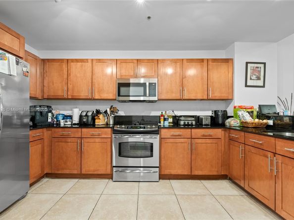8395 SW 73rd Ave 115, Miami FL 33143