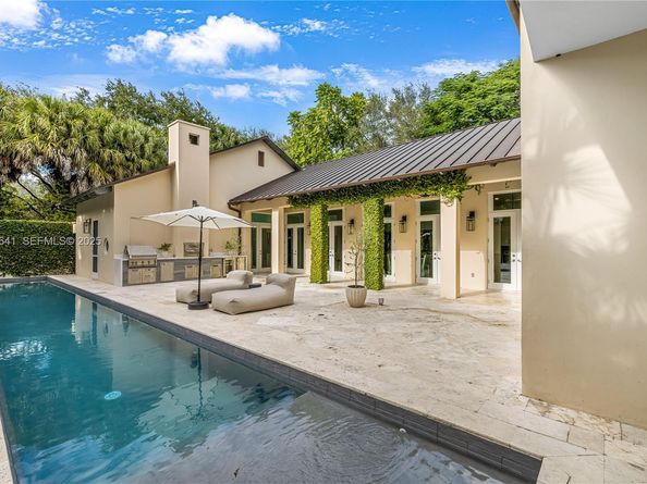 7370 Vistalmar St, Coral Gables FL 33143