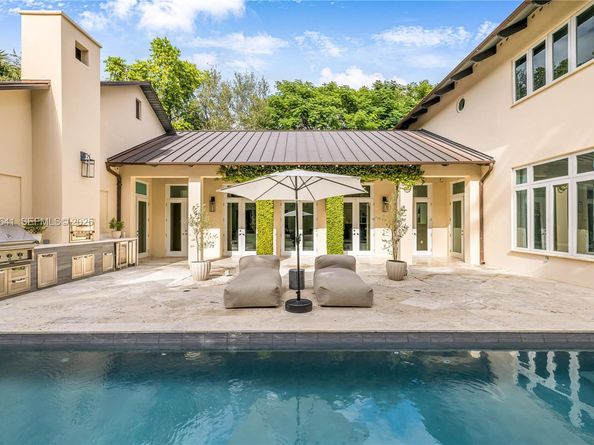 7370 Vistalmar St, Coral Gables FL 33143