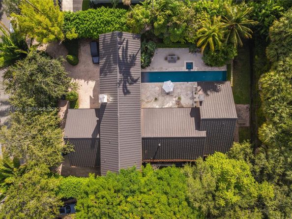 7370 Vistalmar St, Coral Gables FL 33143